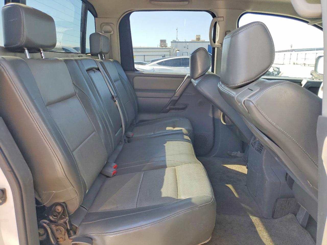 Nissan Titan Xe