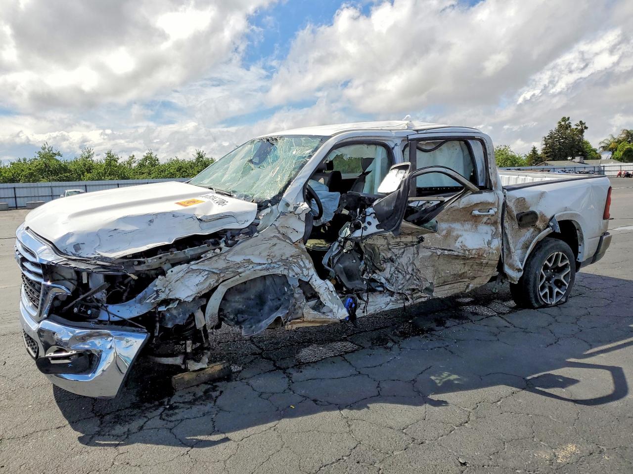 Salvage Ram 1500 Image