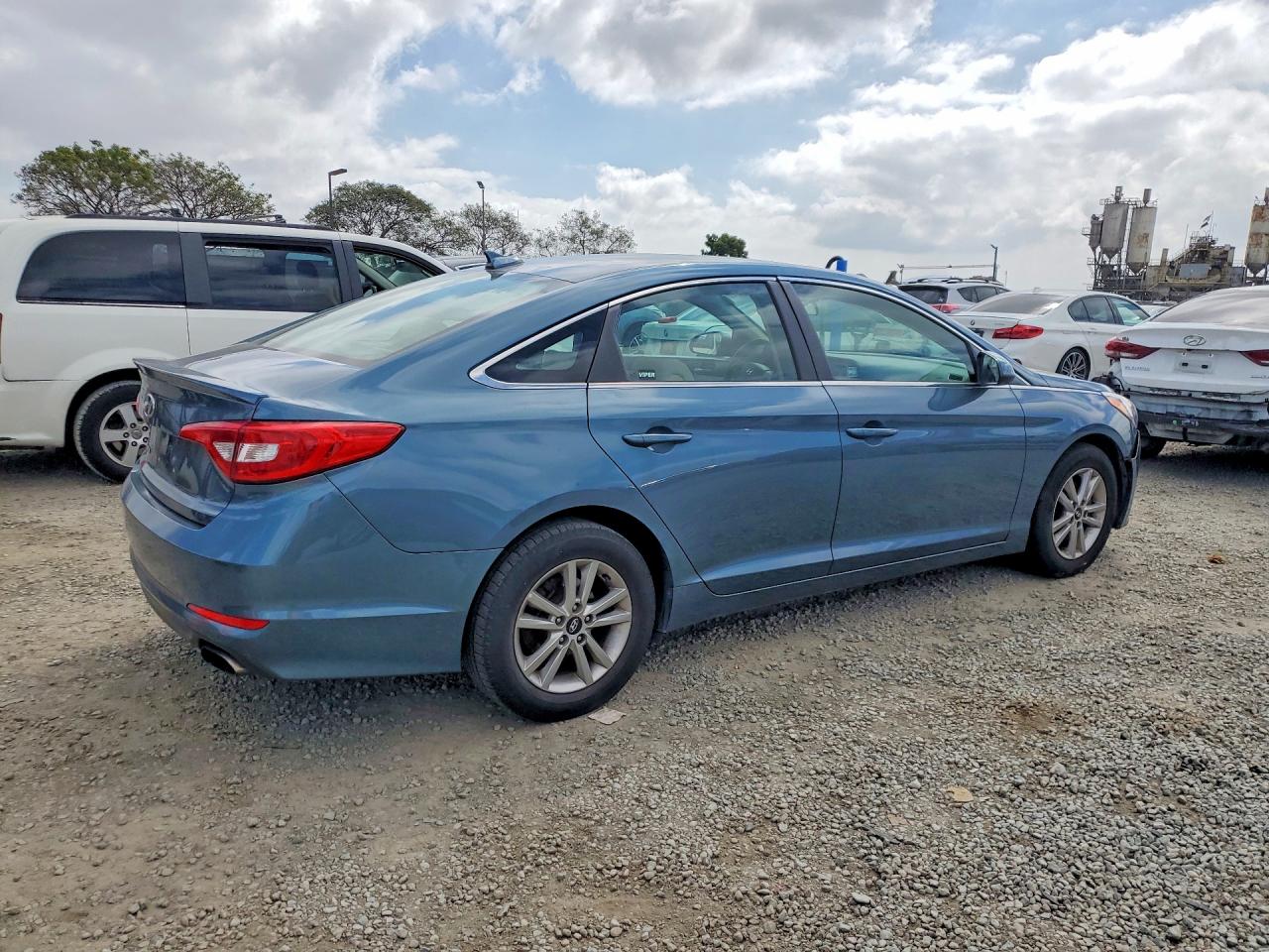 Hyundai SONATA Base