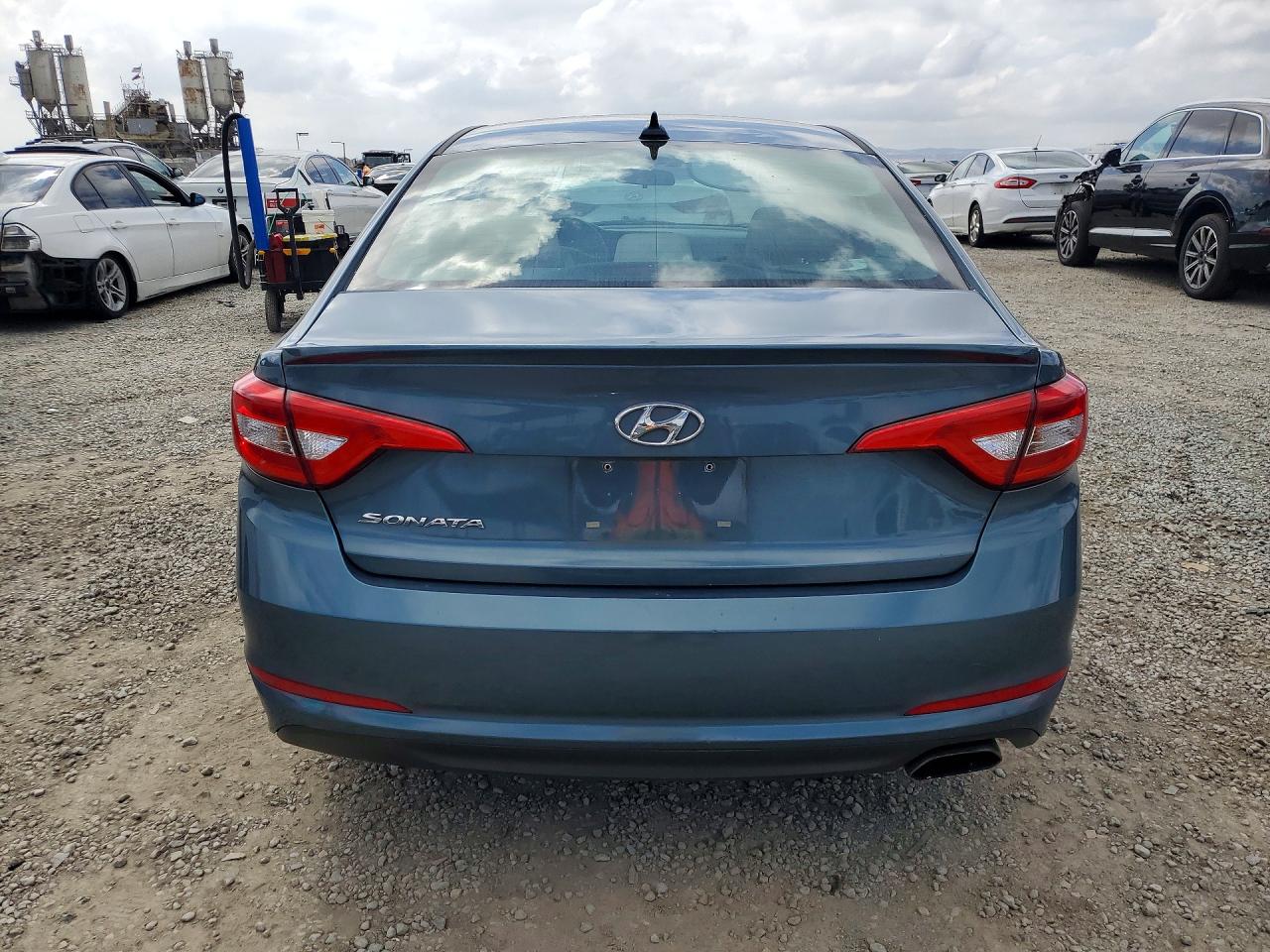 Hyundai SONATA Base