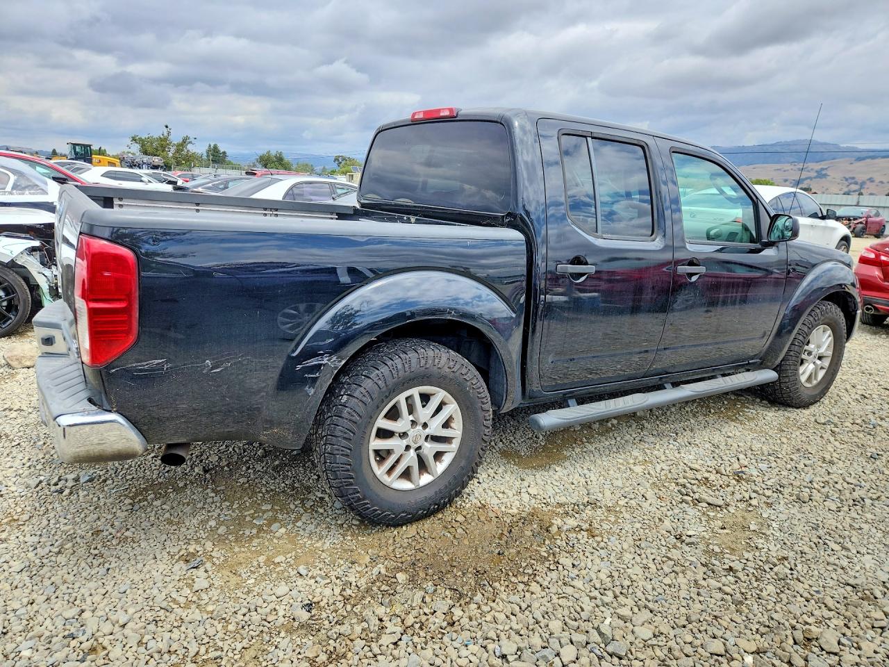 Nissan Frontier Se V6