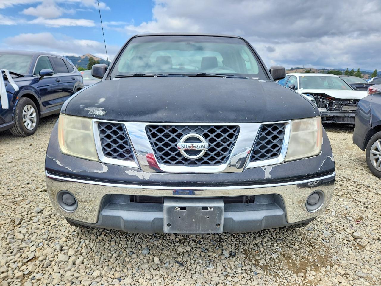 Nissan Frontier Se V6