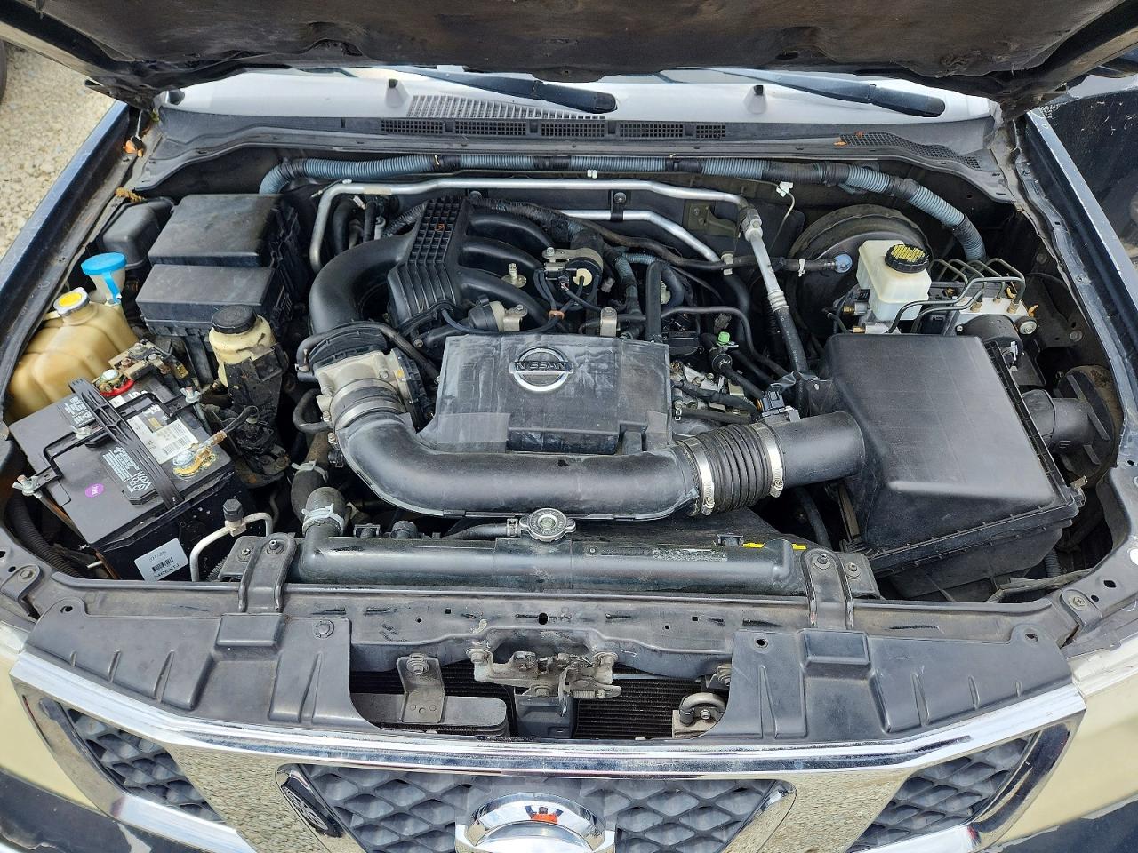 Nissan Frontier Se V6