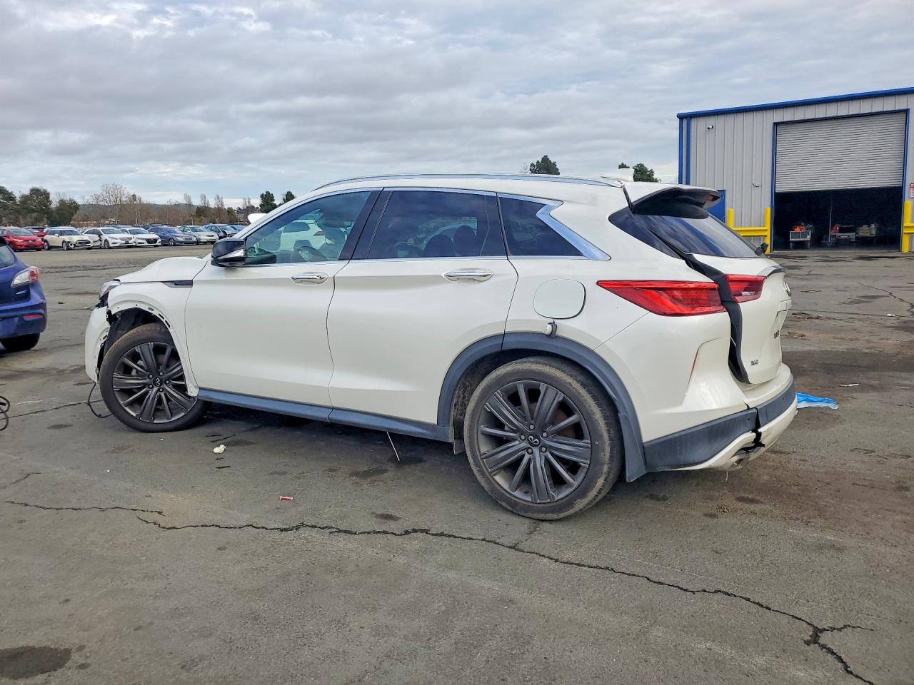Infinity QX50 Essential