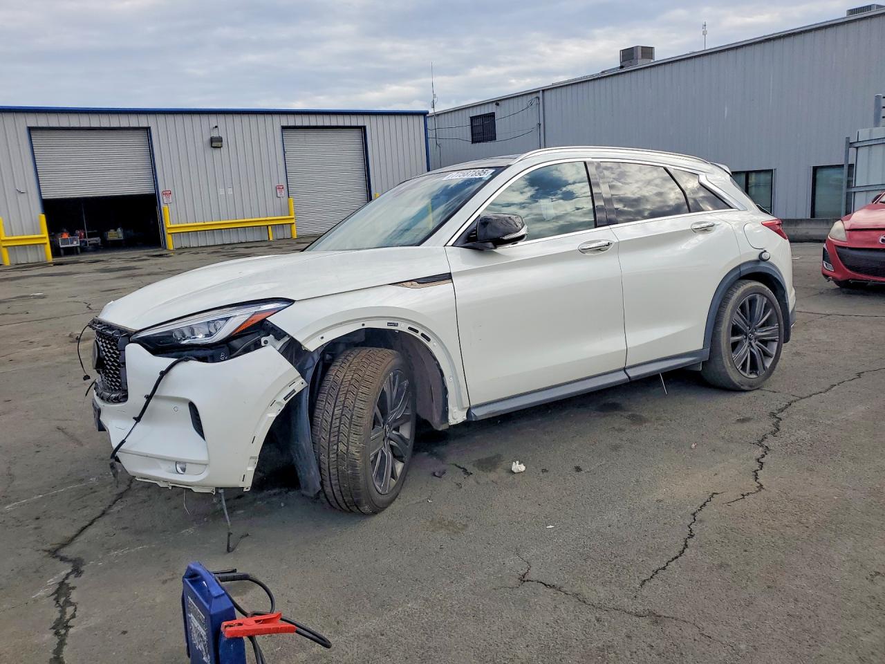 Infinity QX50 Essential