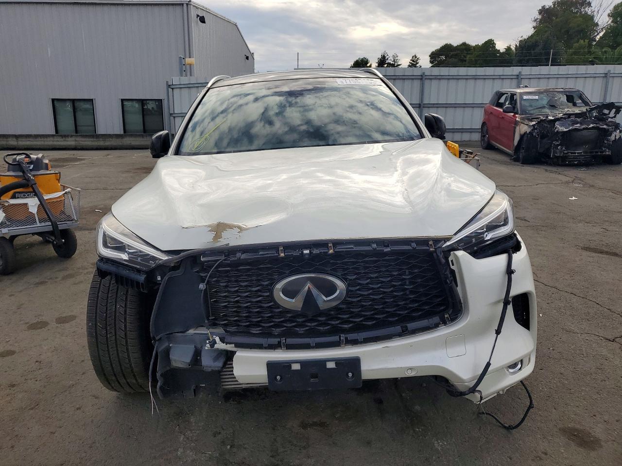 Infinity QX50 Essential