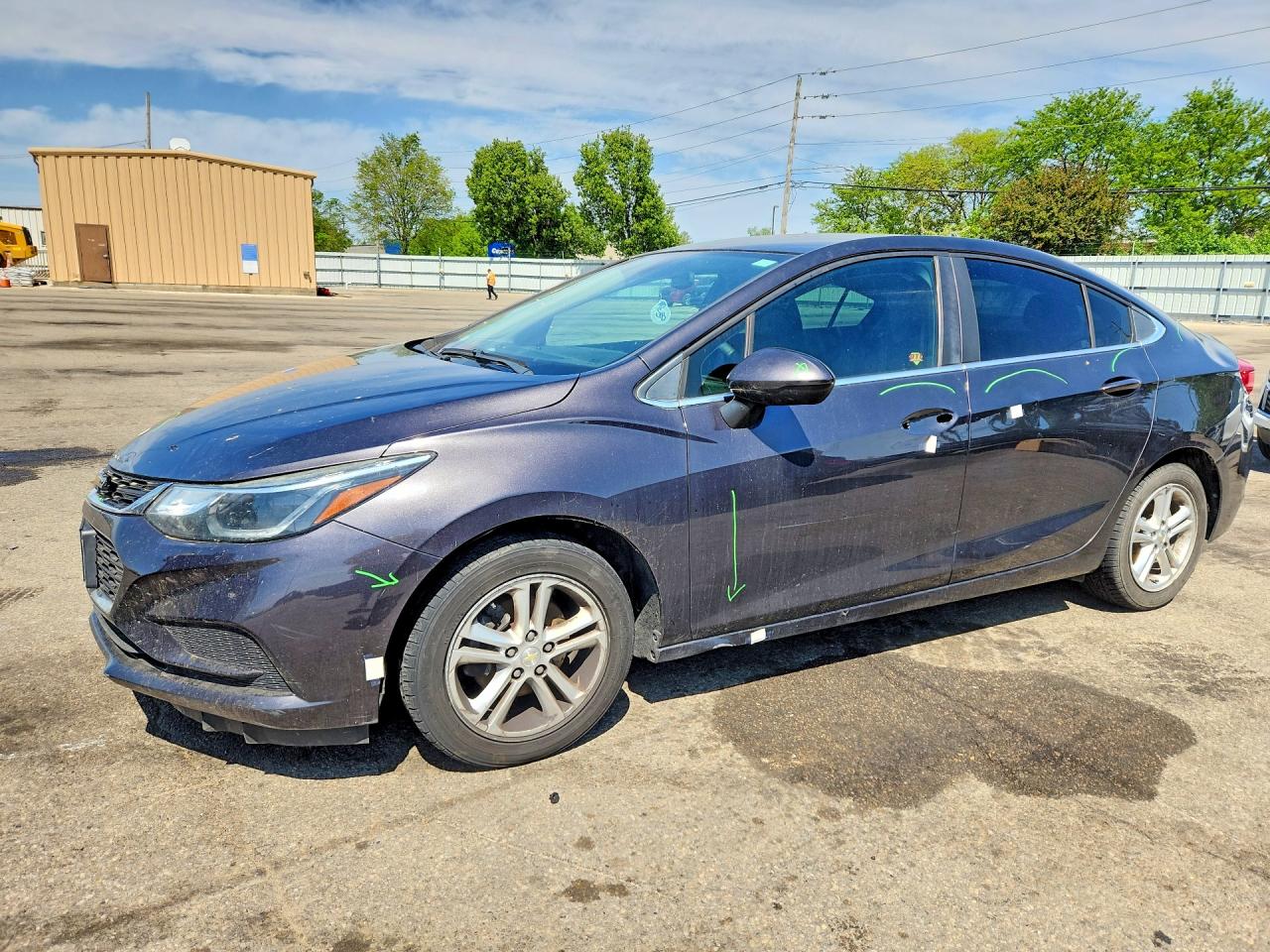 Salvage Chevrolet Cruze Image