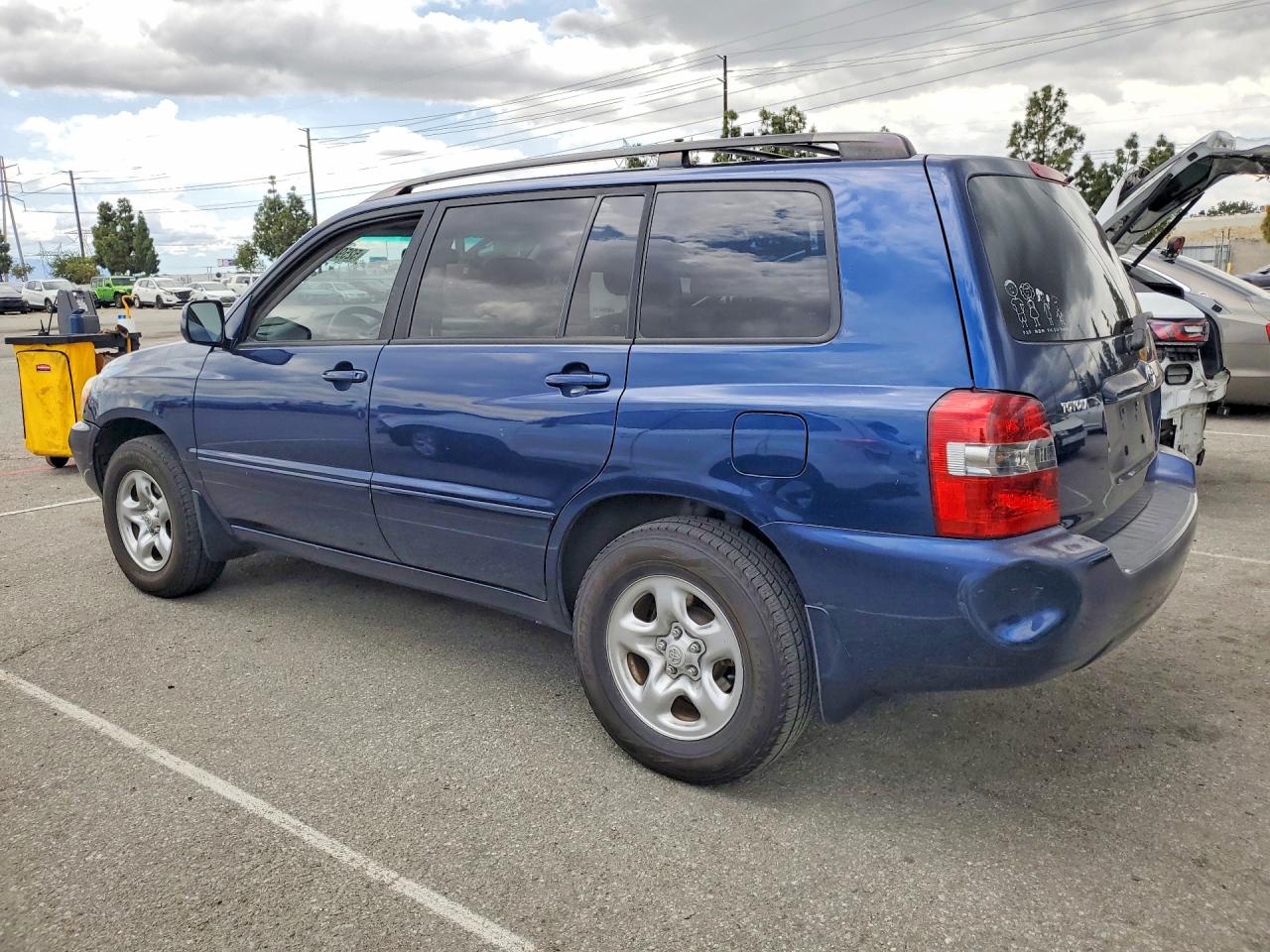 Toyota Highlander Base