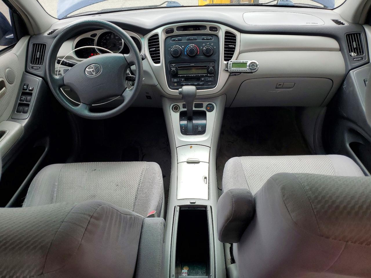 Toyota Highlander Base