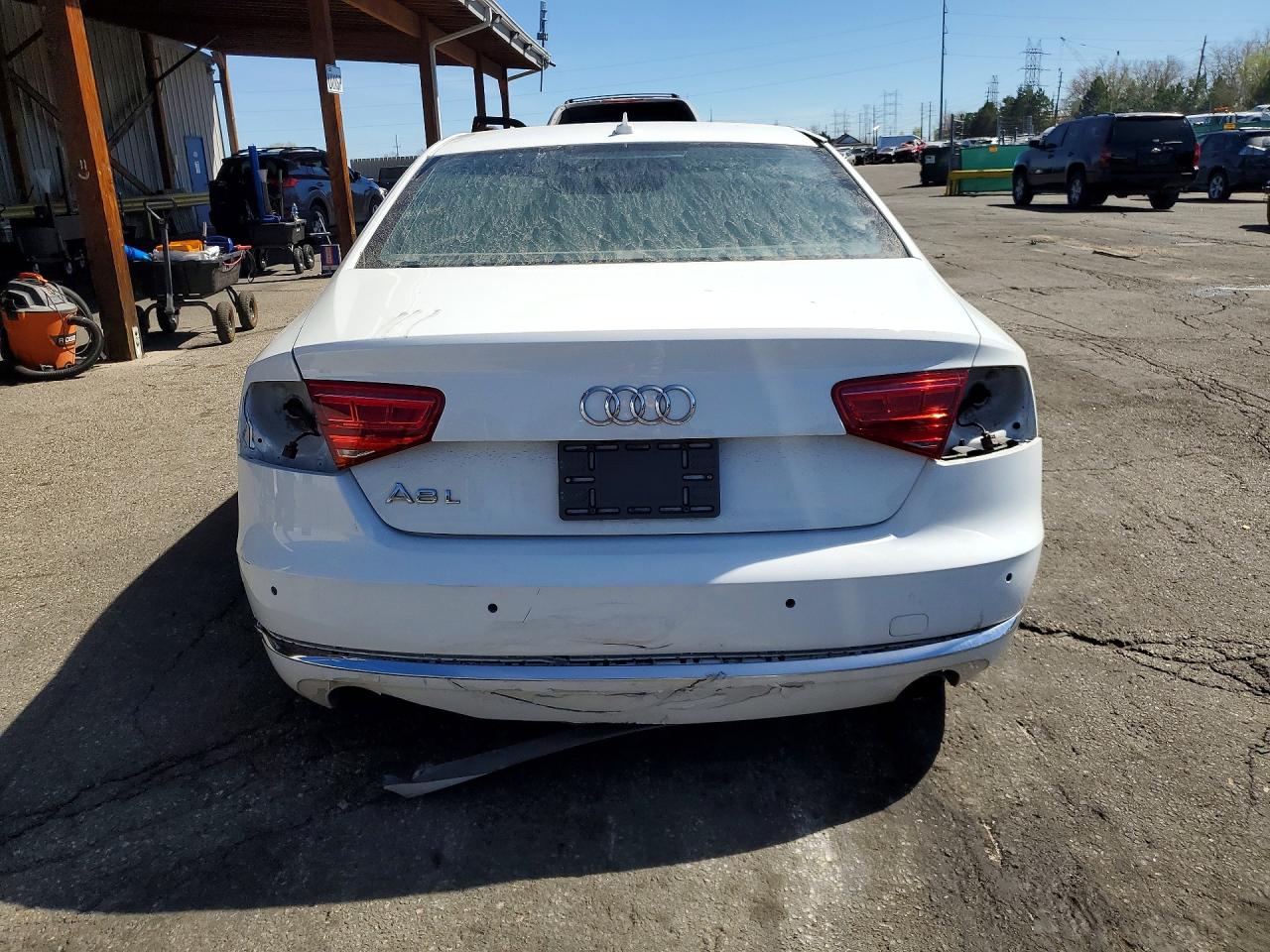 Audi A8 L Quattro