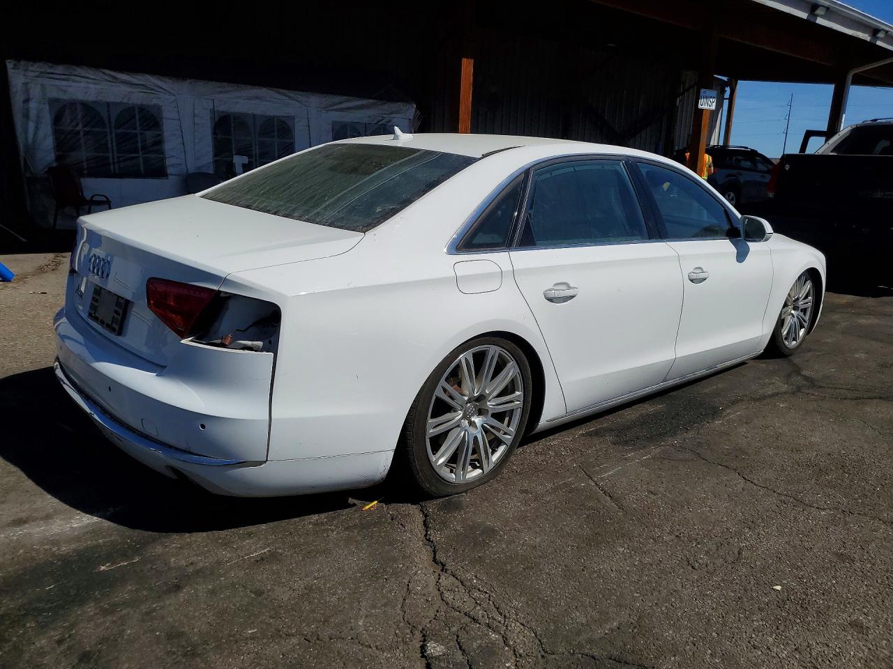 Audi A8 L Quattro