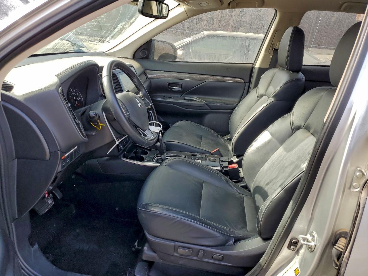 Mitsubishi Outlander Se