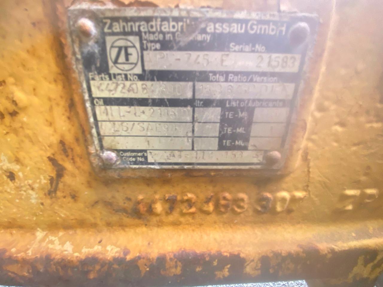 John Deere 410
