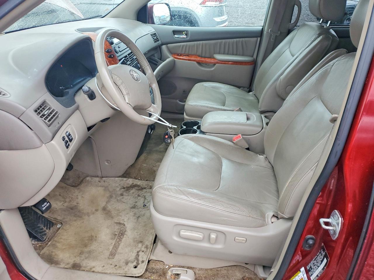 Toyota Sienna Xle