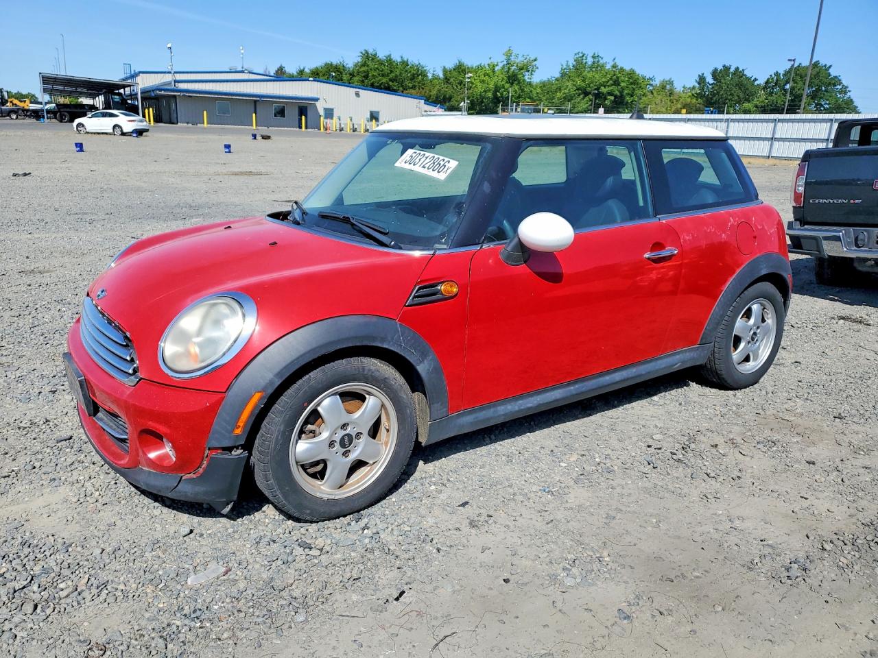 2011 MINI Cooper WMWSU3C51BT******