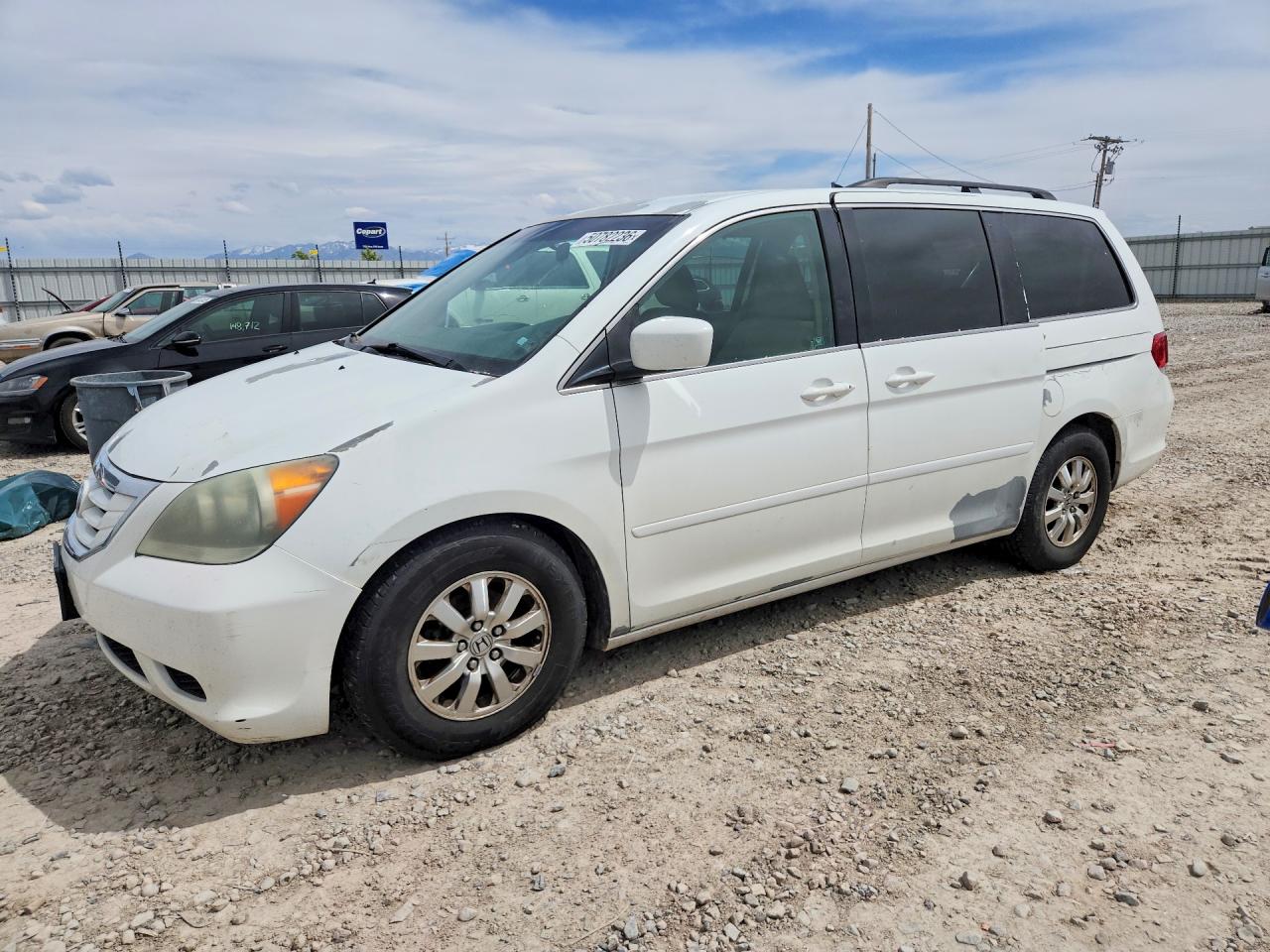 Salvage Honda Odyssey Image