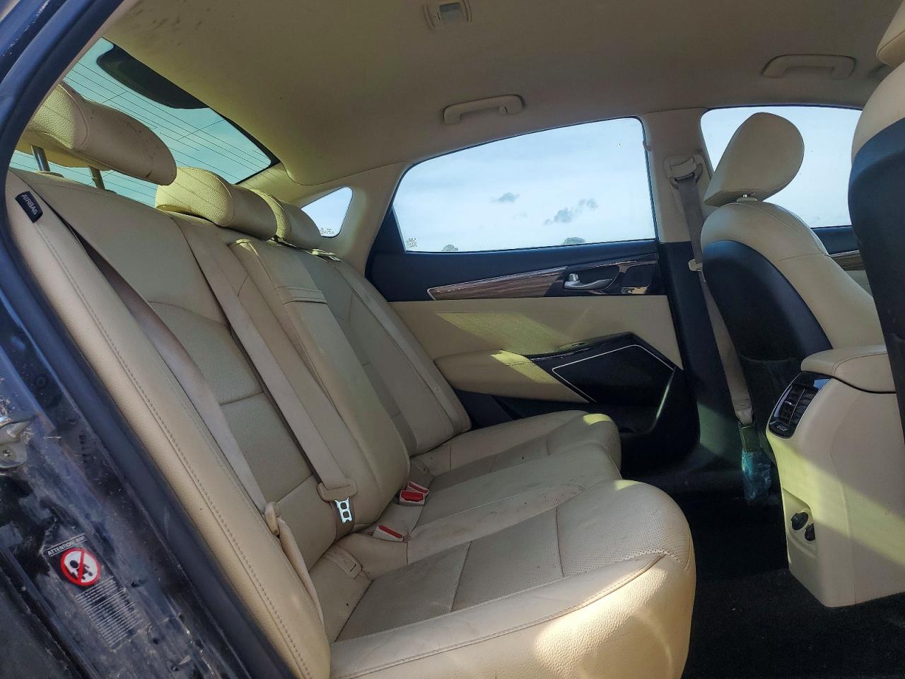 Kia Cadenza Premium