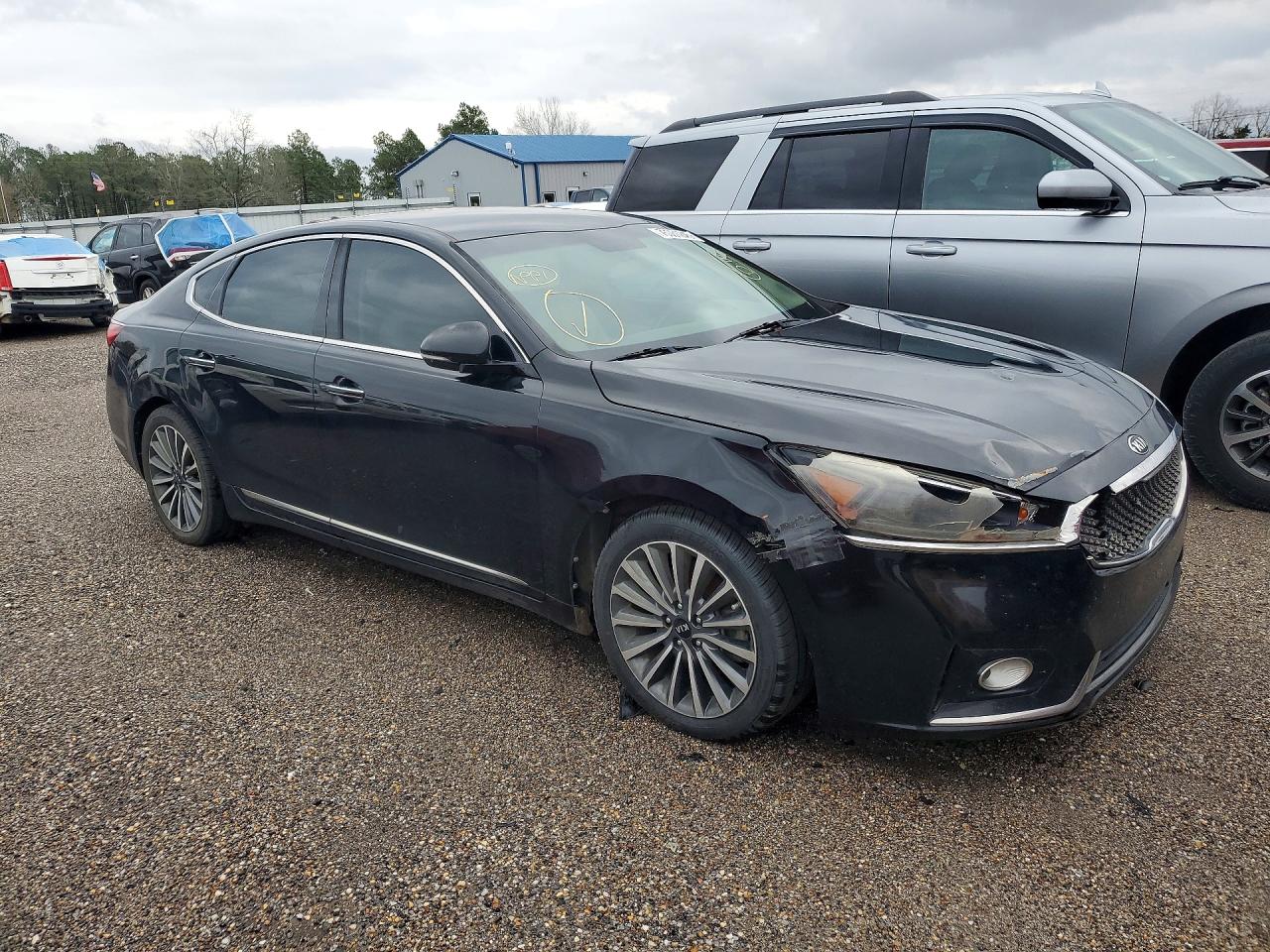 Kia Cadenza Premium
