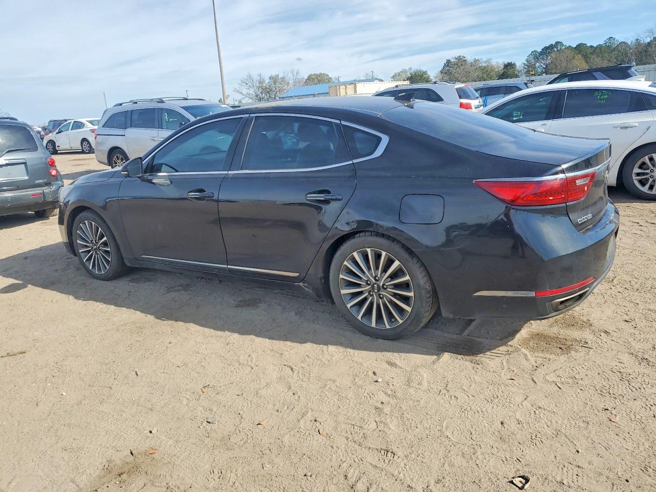 Kia Cadenza Premium