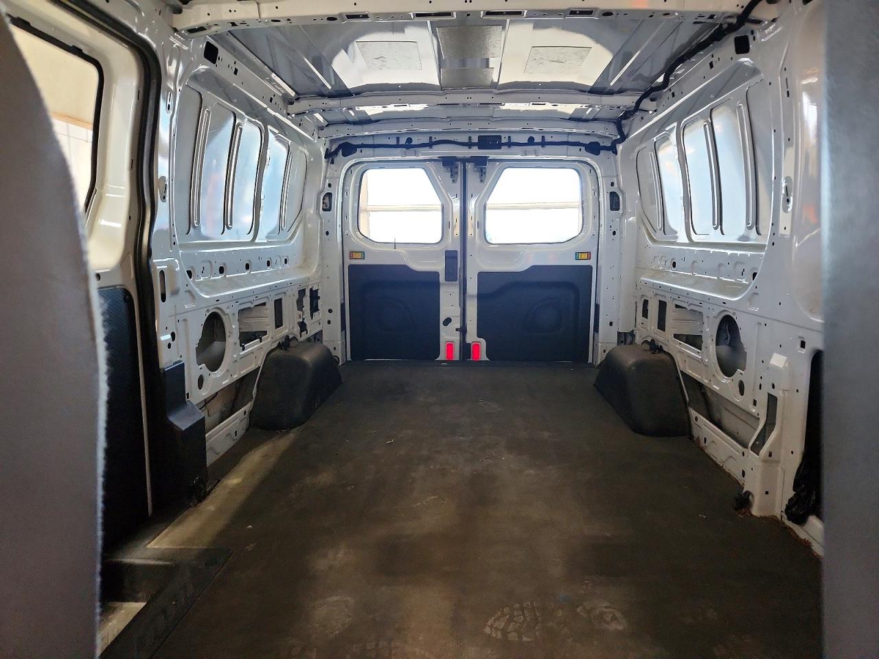 Ford Transit T-250