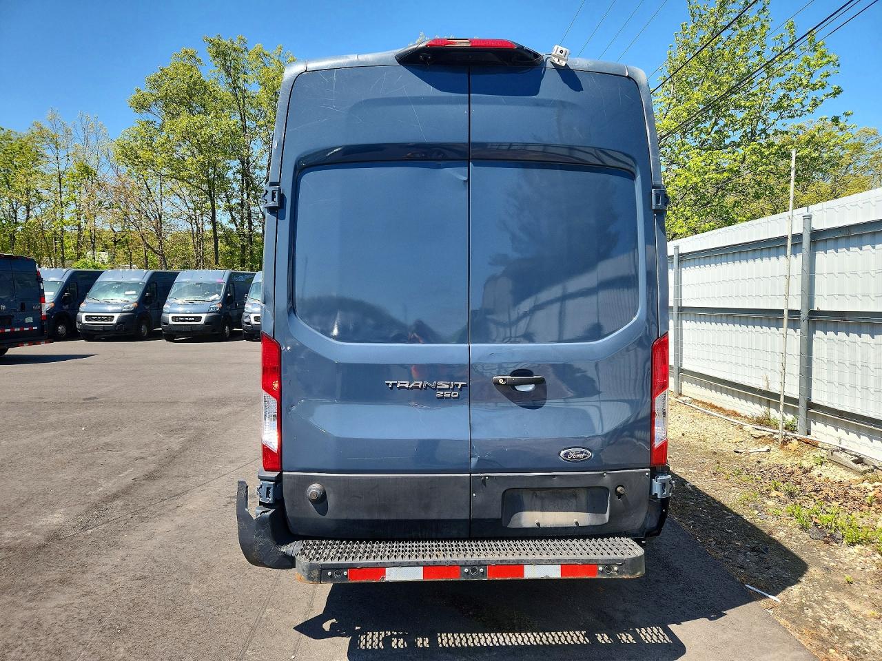 Ford Transit T-250