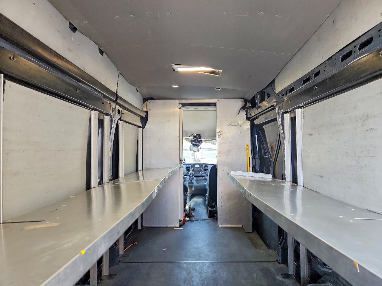 Ford Transit T-250