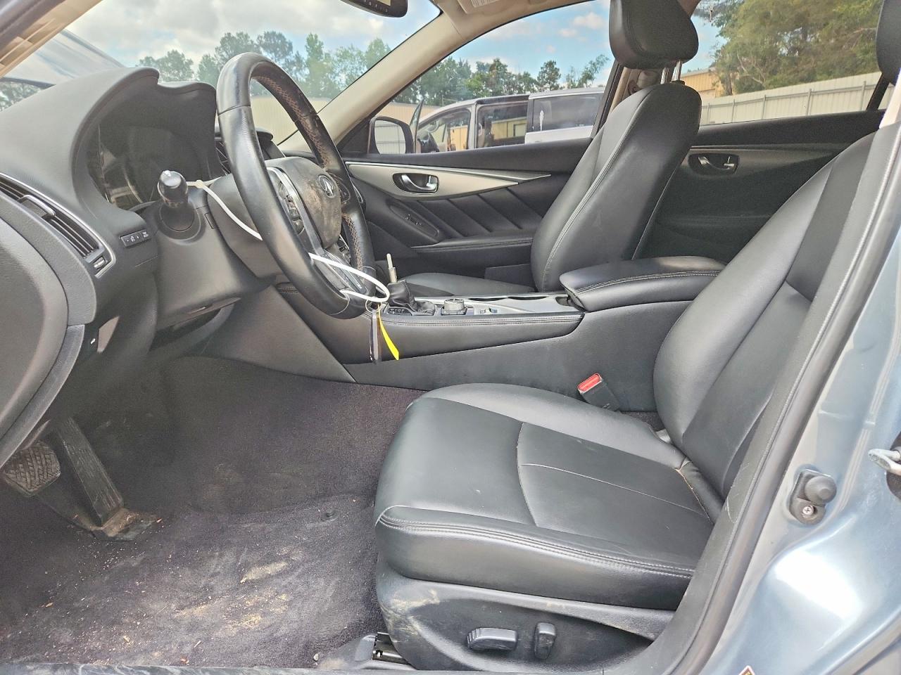 INFINITI Q50 3.0t Luxe