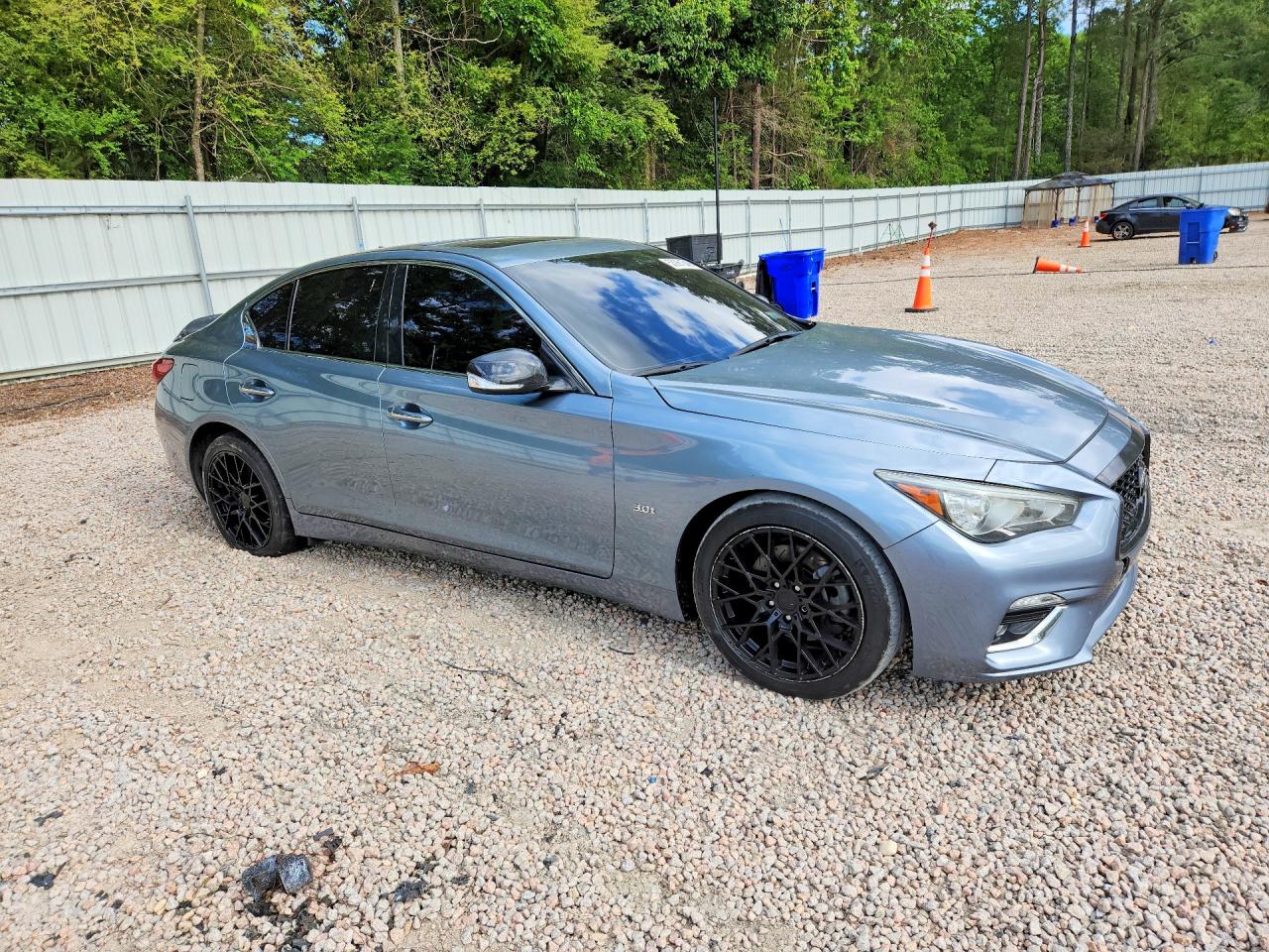 INFINITI Q50 3.0t Luxe