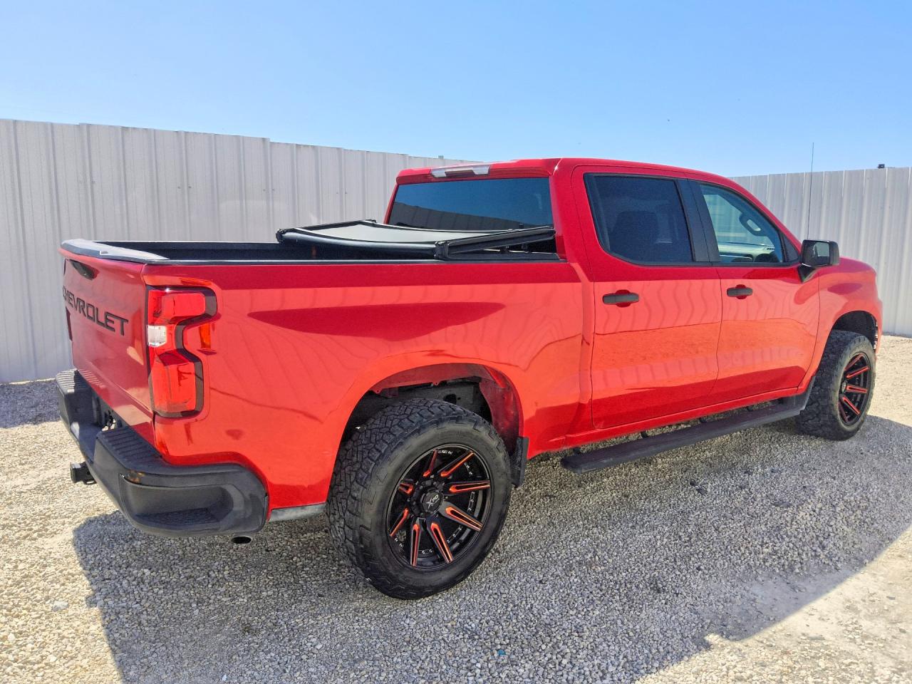 Chevrolet Silverado C1500 Custom