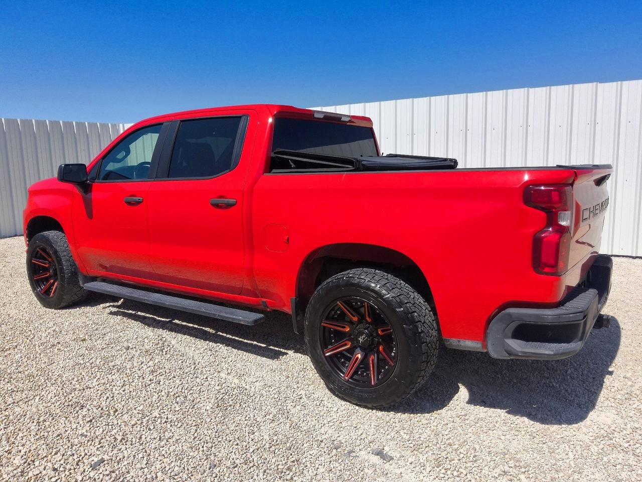 Chevrolet Silverado C1500 Custom