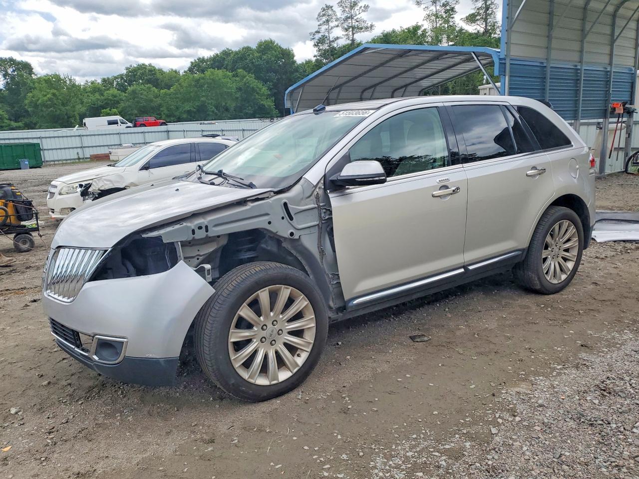 Salvage Lincoln MKX Image