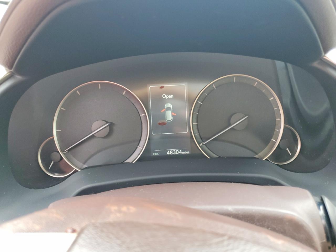 Lexus RX Base