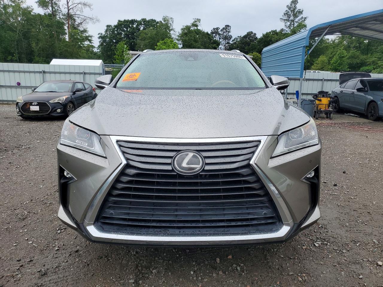 Lexus RX Base