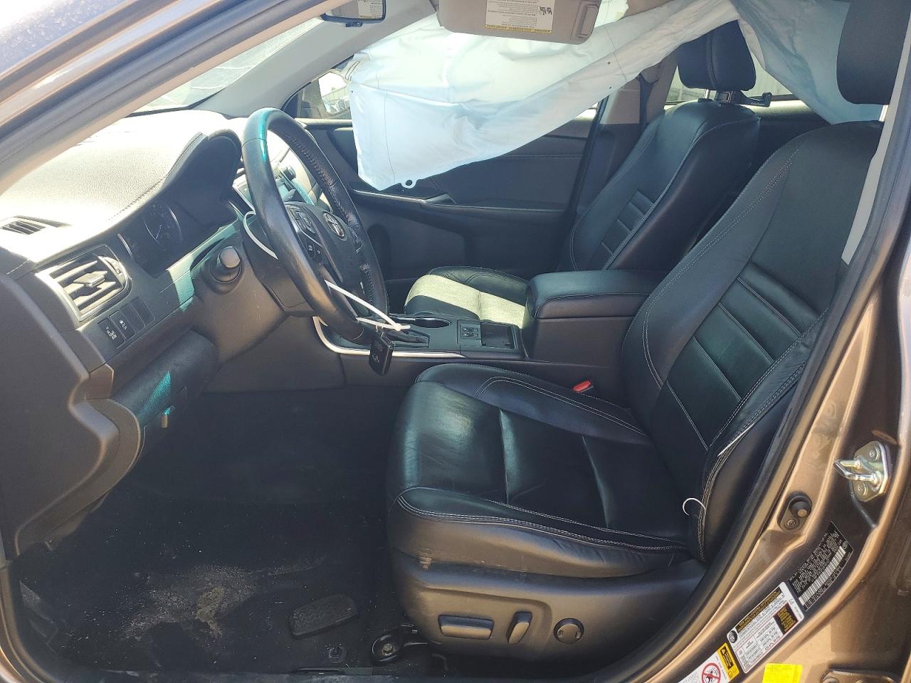 Toyota Camry Xle