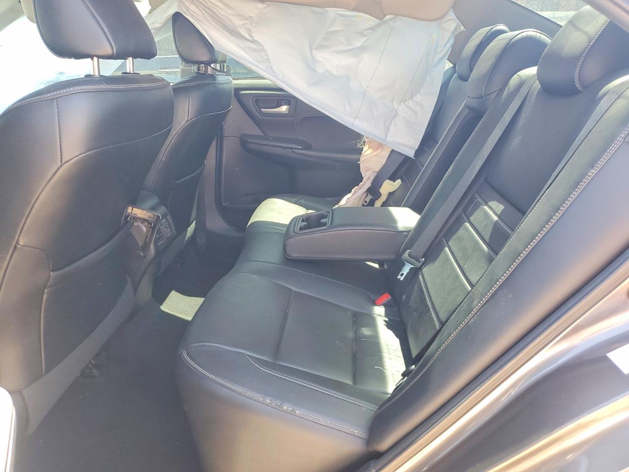 Toyota Camry Xle