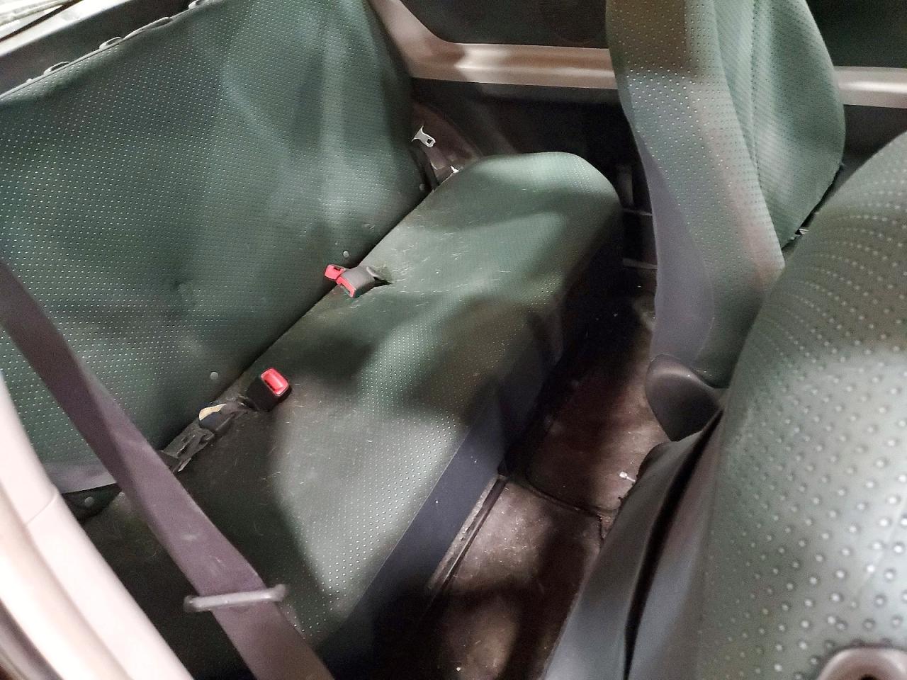 Toyota Yaris Base
