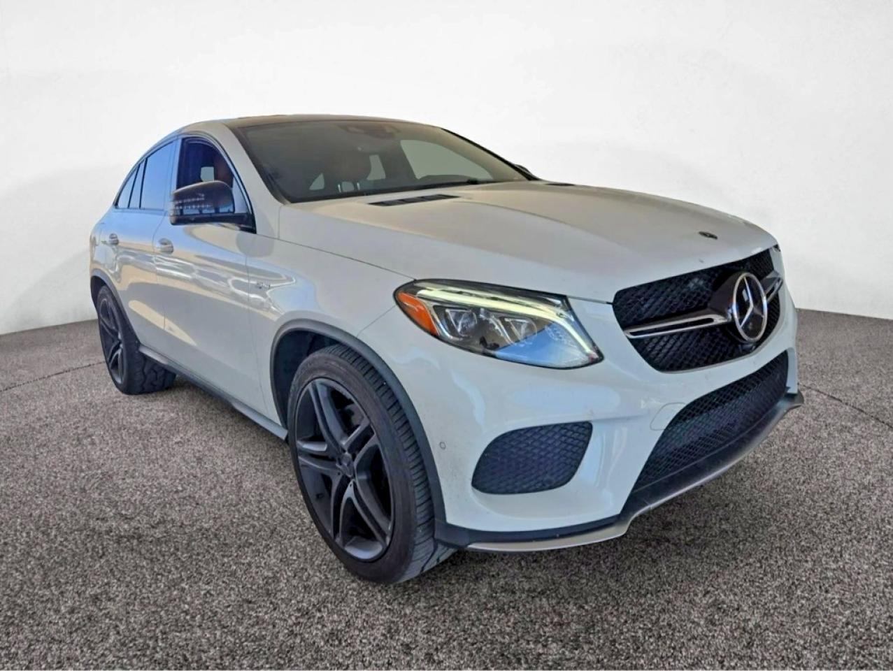 Salvage Mercedes-Benz GLE Image