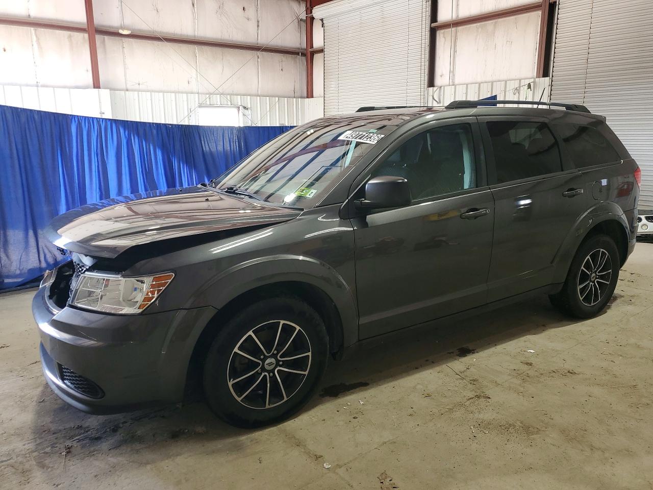 Salvage Dodge Journey Image