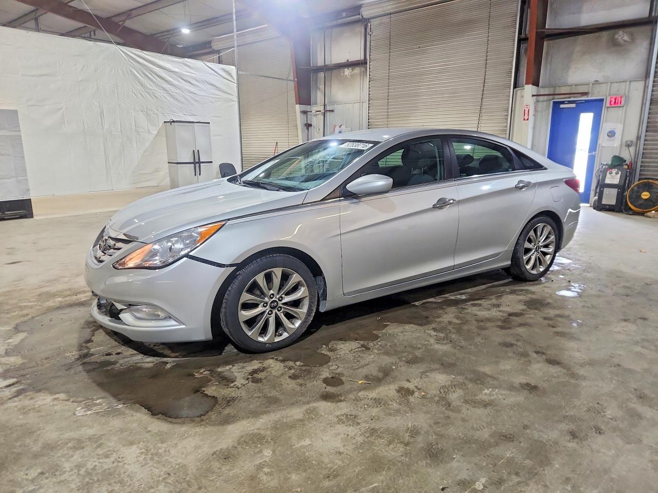 Salvage Hyundai SONATA Image