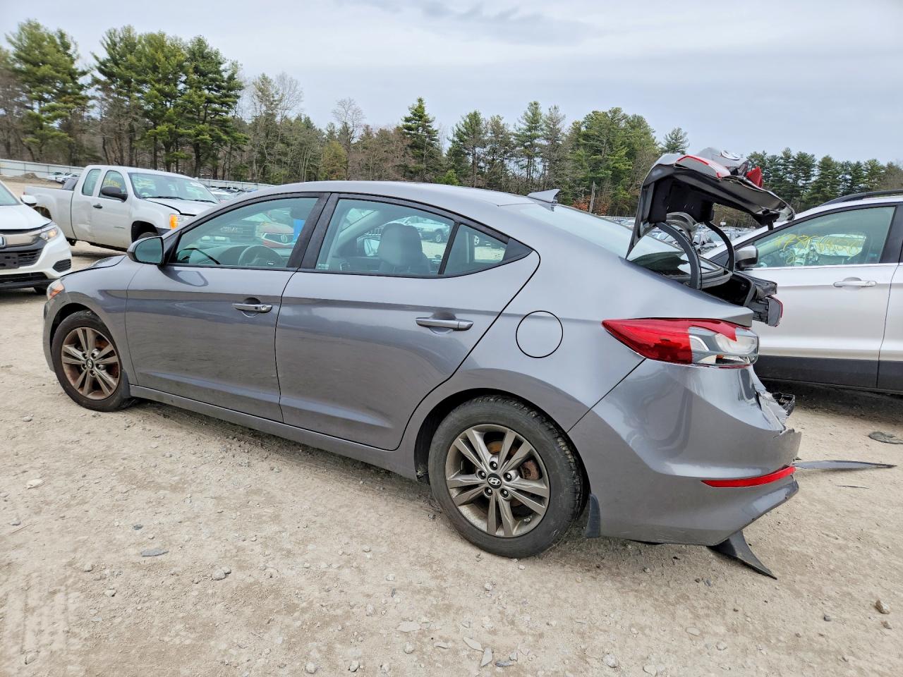 Hyundai ELANTRA Value Edition