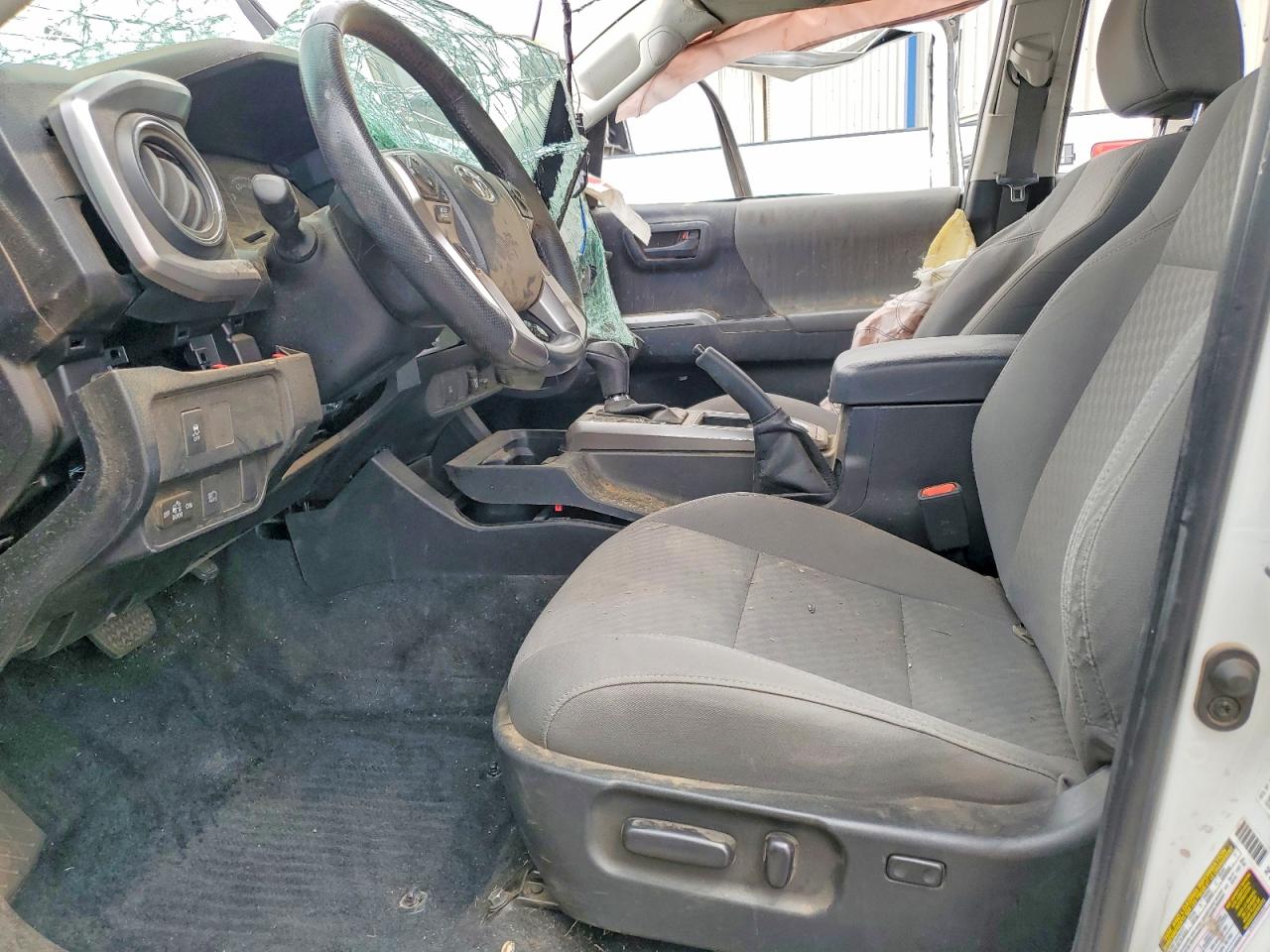 Toyota Tacoma Sr5 V6