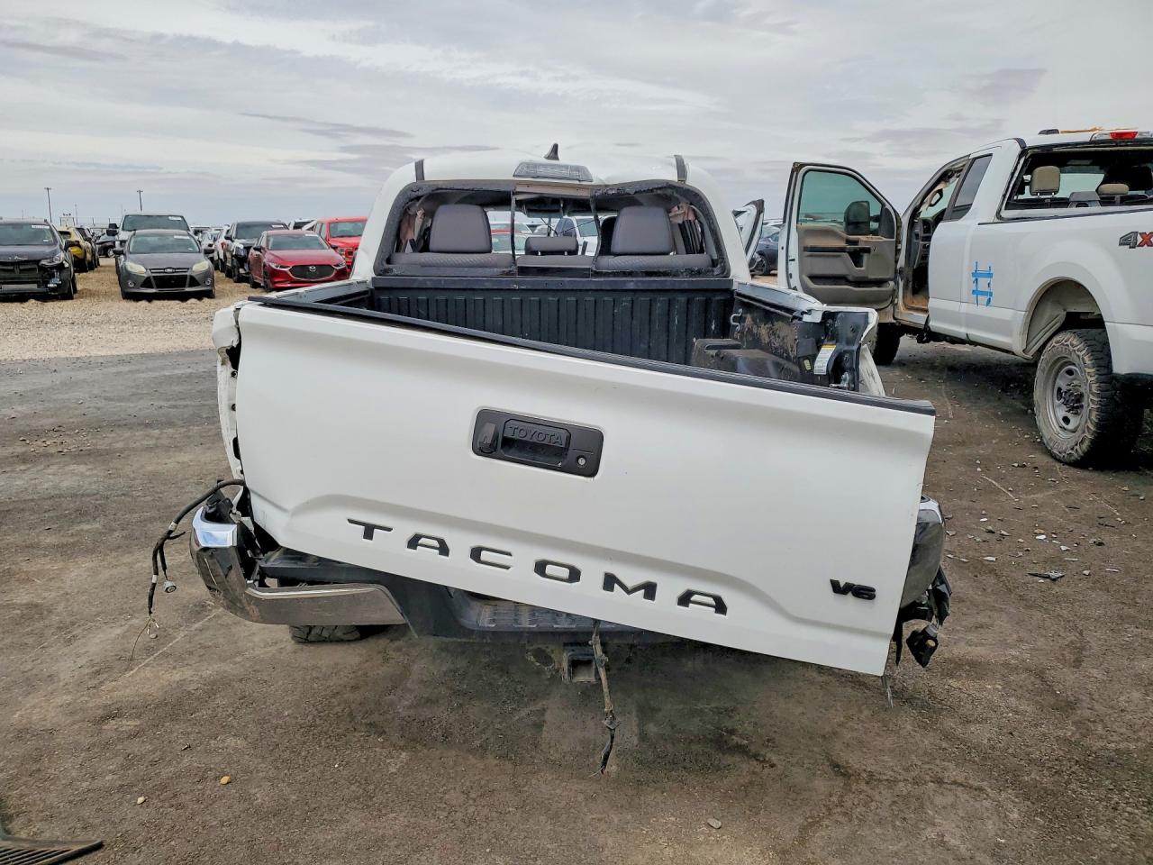 Toyota Tacoma Sr5 V6