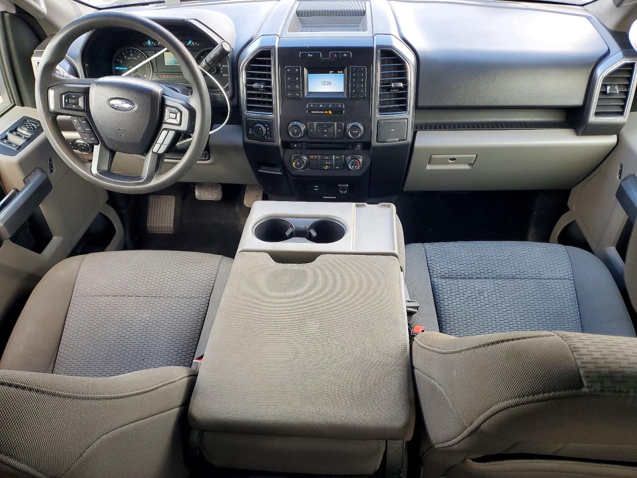 Ford F-150 Super Cab