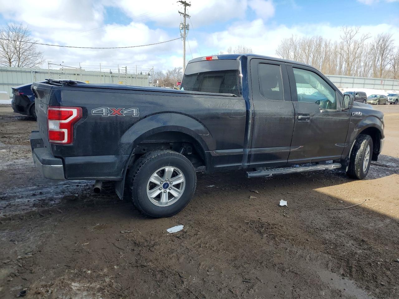 Ford F-150 Super Cab