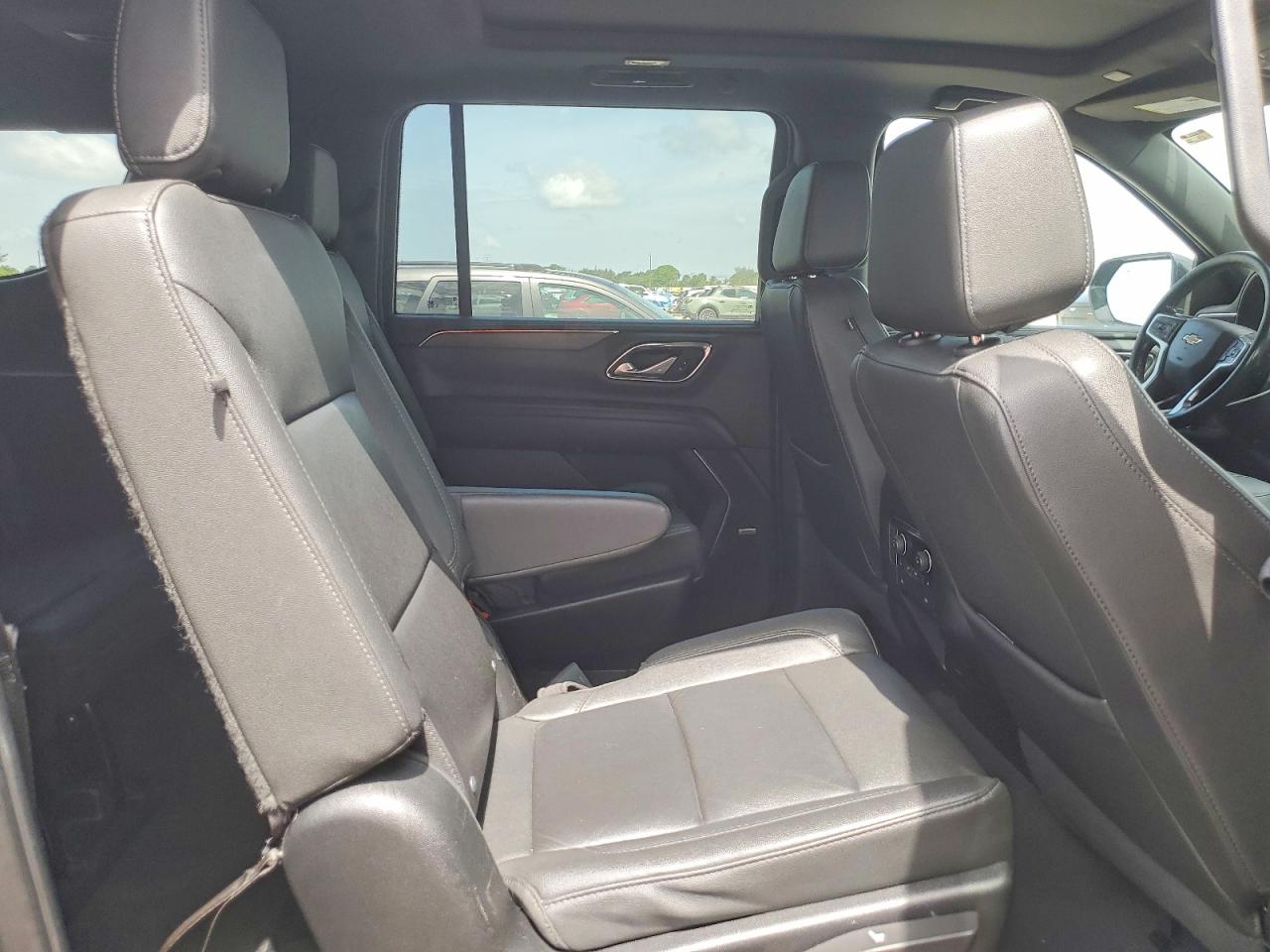 Chevrolet Suburban C1500 Lt