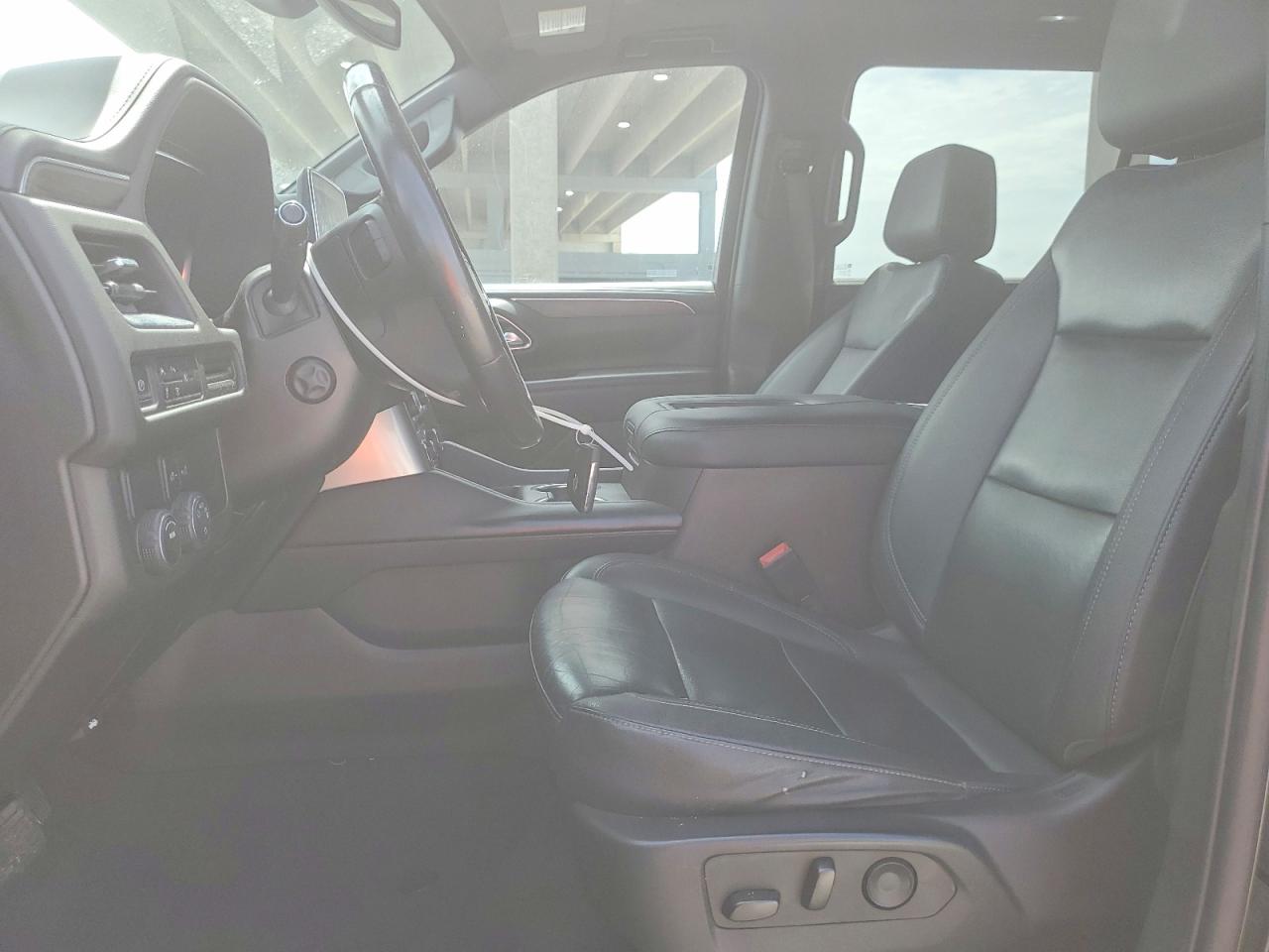 Chevrolet Suburban C1500 Lt