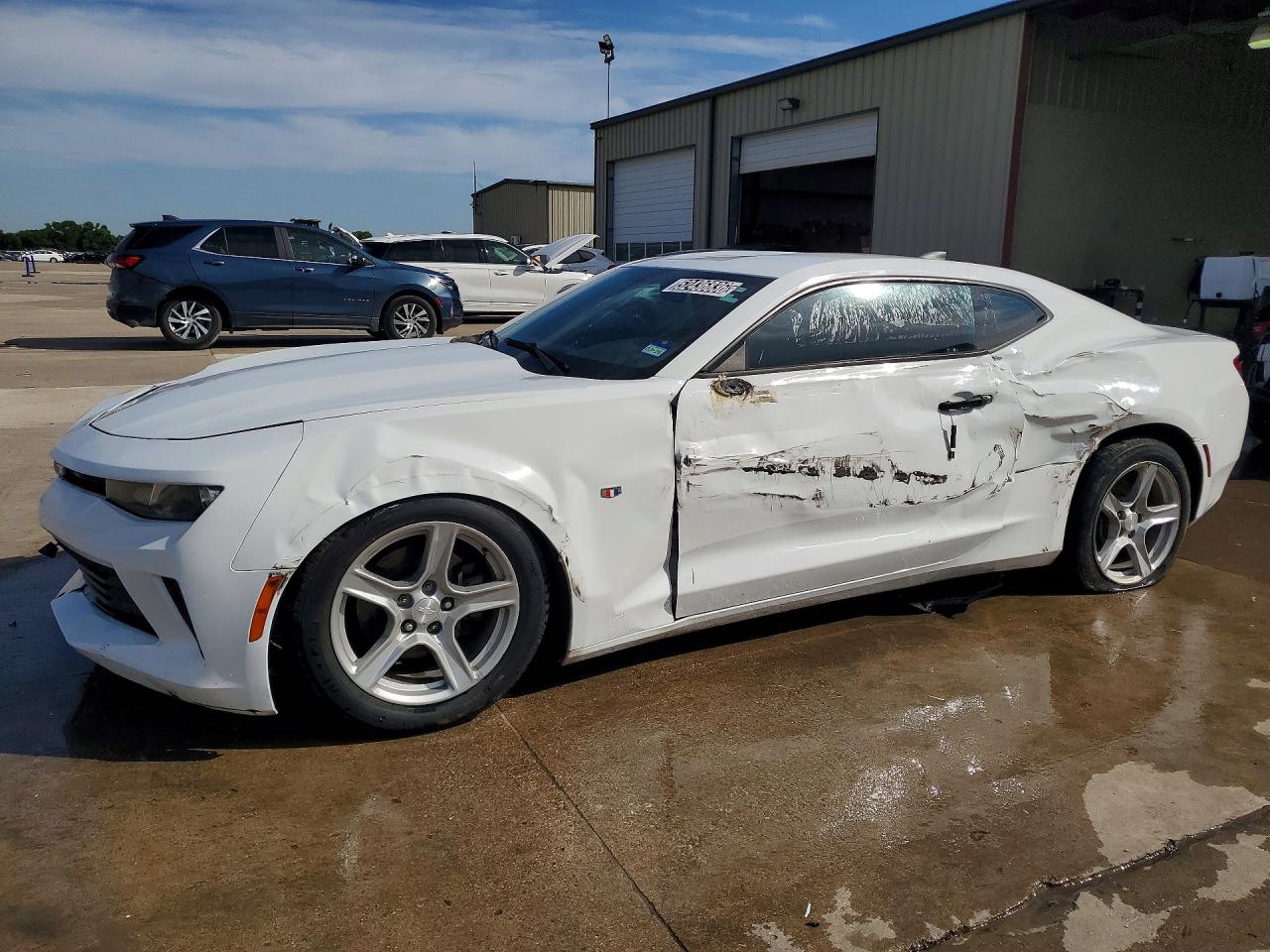 Salvage Chevrolet Camaro Image