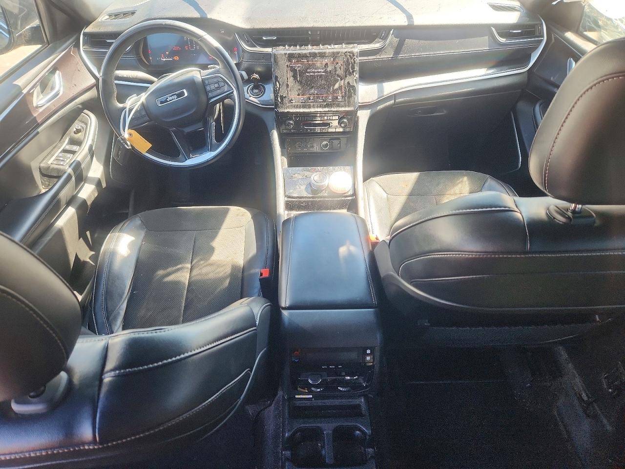 Jeep Cherokee L Laredo