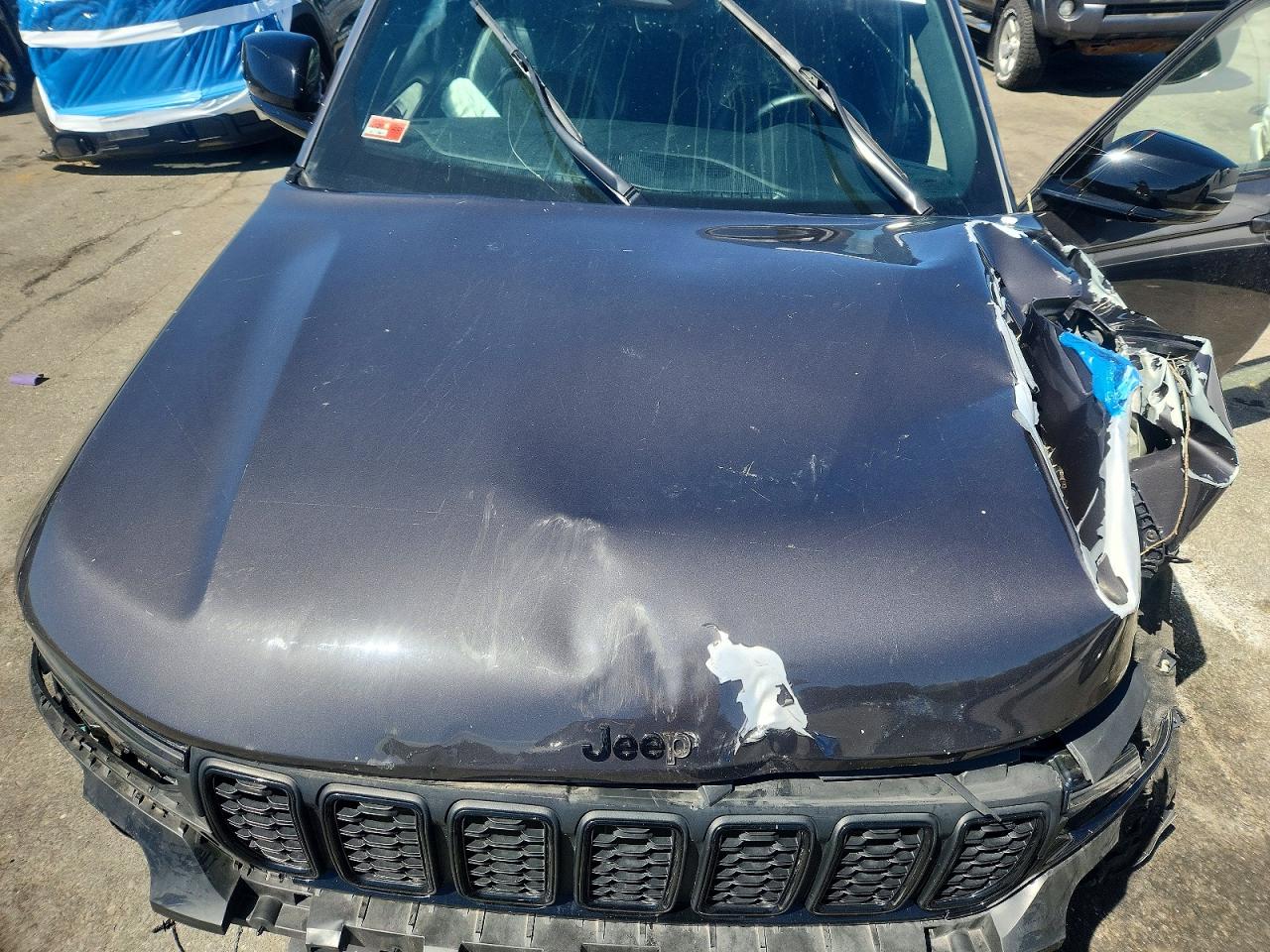 Jeep Cherokee L Laredo
