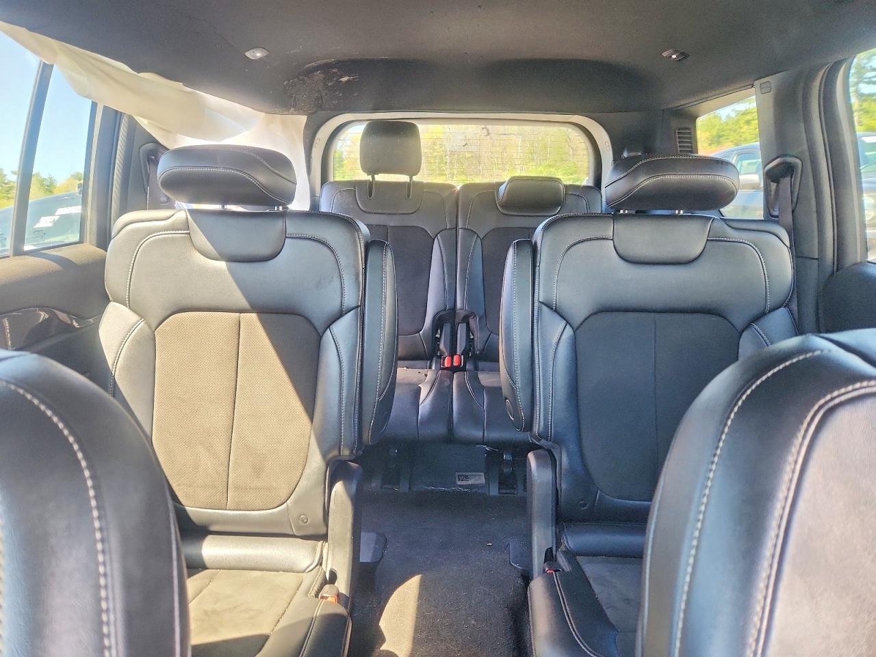 Jeep Cherokee L Laredo